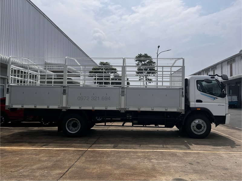 fuso 8 tấn thùng mui bạt